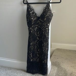 Papaya black lace dress
